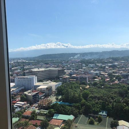 Avida Towers Davao Leilighet Eksteriør bilde